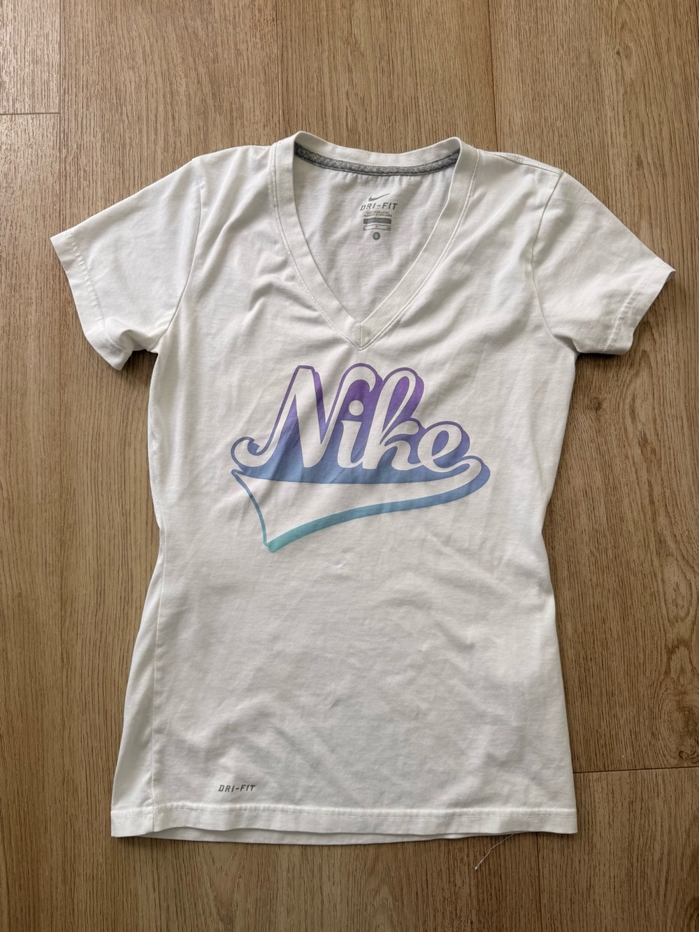 The Nike Tee Womens Small Shirt Slim fit Dri-Fit White Purple v neck